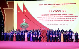 Lễ công bố nghị quyết thành lập TP. Đà Nẵng, chỉ định nhân sự chủ chốt