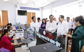 Chủ tịch Quốc hội Trần Thanh Mẫn khảo sát tại phường mới ở TP. Cần Thơ