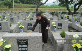 Bộ Nội vụ phản hồi về thông tin tìm mộ liệt sĩ