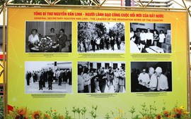 Khai mạc triển lãm ảnh 'Đồng chí Nguyễn Văn Linh - Nhà lãnh đạo kiên định và sáng tạo của cách mạng Việt Nam'
