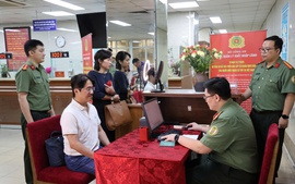 Định danh điện tử mức độ 2 cho người nước ngoài: Thuận lợi, an toàn, nhanh chóng
