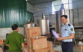 Phạt 180 triệu đồng công ty sản xuất nước giặt, nước rửa chén giả nhãn hiệu nổi tiếng
