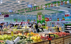 Xử lý nghiêm hành vi lợi dụng mưa bão để đầu cơ, găm hàng, tăng giá bất hợp lý
