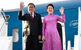 Chủ tịch Quốc hội Trần Thanh Mẫn và Phu nhân tới Rabat, bắt đầu chuyến thăm chính thức Vương quốc Morocco