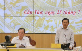Chủ tịch Cần Thơ họp với 103 xã, phường tháo gỡ khó khăn, vướng mắc sau sắp xếp