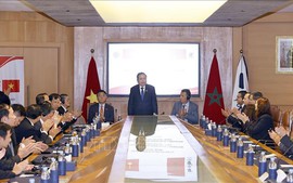 Chủ tịch Quốc hội dự tọa đàm về chính sách thúc đẩy hợp tác Việt Nam - Morocco