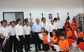 Phó Thủ tướng Thường trực Chính phủ Nguyễn Hòa Bình thăm dự án Tổ hợp Giáo dục FPT Huế
