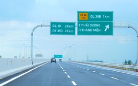 Thay biển chỉ dẫn địa giới hành chính giữa các tỉnh thành trước ngày 15/7