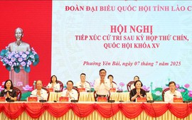 Thường trực Ban Bí thư Trần Cẩm Tú tiếp xúc cử tri tại Lào Cai