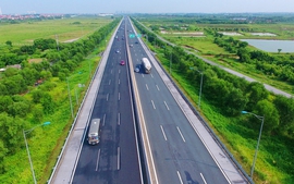 Bộ Tài chính kiến nghị làm rõ lựa chọn nhà thầu cao tốc TPHCM - Chơn Thành