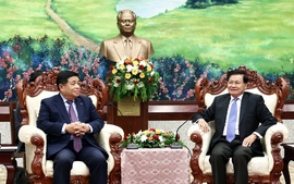 Việt Nam, Lào tiếp tục tăng cường tin cậy chính trị, hợp tác kinh tế, cùng vun đắp mối quan hệ đoàn kết đặc biệt