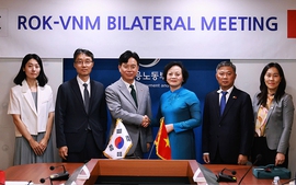 Việt Nam - Hàn Quốc bàn giải pháp tăng chỉ tiêu tiếp nhận lao động