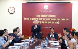 Phó Thủ tướng Thường trực Chính phủ Nguyễn Hòa Bình thăm và làm việc với Đại học Quốc gia Hà Nội