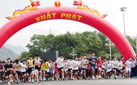Đẩy mạnh Cuộc vận động “Toàn dân rèn luyện thân thể theo gương Bác Hồ vĩ đại”
