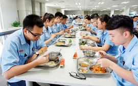 Mức chi bữa ăn giữa ca cho người lao động