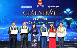 Lần đầu tiên trao giải cuộc thi 'Cơ sở y tế xanh – sạch – đẹp' trên cả nước