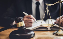 Phát huy vai trò 'lăng kính pháp lý' của người làm pháp chế