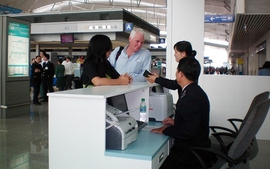 Miễn thị thực với người nước ngoài thuộc diện đặc biệt