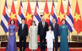Chiêu đãi trọng thể cấp Nhà nước Đoàn đại biểu cấp cao Cuba
