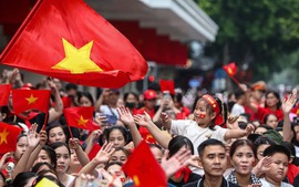 Công điện về việc đẩy nhanh việc tặng quà Nhân dân nhân dịp kỷ niệm 80 năm Cách mạng Tháng Tám và Quốc khánh 2/9