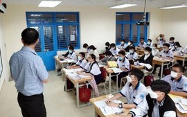 Dạy vượt bao nhiêu tiết thì được thanh toán tiền dạy thêm giờ?