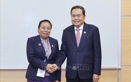 Chủ tịch Quốc hội Trần Thanh Mẫn gặp Phó Chủ tịch Quốc hội Lào