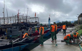 Quảng Trị, Quảng Ngãi cấm biển từ 17h chiều nay (27/9)