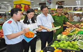Siết chặt quản lý, bảo đảm an toàn thực phẩm