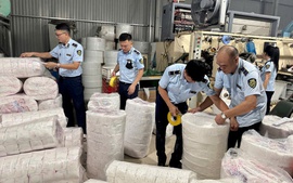 Phát hiện cơ sở sản xuất, kinh doanh bỉm trẻ em giả mạo nhãn hiệu nổi tiếng