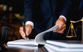 Thẩm quyền xử lý kỷ luật lãnh đạo cấp xã