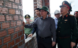 Hoàn thành dứt điểm xây dựng nhà ở cho người dân Gia Lai trước 15/1, không để ai thiếu chỗ ở