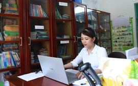 Chuyển chức danh viên chức thư viện theo quy định nào?