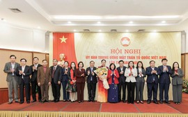 Bà Hà Thị Nga giữ chức Phó Chủ tịch - Tổng Thư ký Ủy ban Trung ương MTTQ Việt Nam