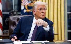 THUẾ QUAN HOA KỲ: Tổng thống Donald Trump tăng thuế nhập khẩu từ Hàn Quốc lên đến 25%