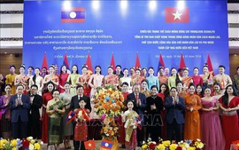 Chiêu đãi trọng thể chào mừng Tổng Bí thư, Chủ tịch nước Lào Thongloun Sisoulith và Phu nhân cùng Đoàn đại biểu cấp cao Lào