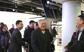 Phó Thủ tướng Thường trực Chính phủ Nguyễn Hoà Bình bắt đầu chuyến thăm làm việc tại Thụy Sĩ