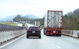 Khẩn trương rà soát, đề xuất nâng cấp các tuyến cao tốc đang đầu tư phân kỳ