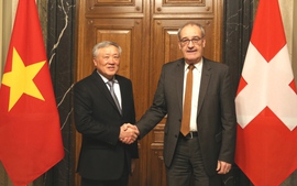 Việt Nam mong muốn tăng cường hợp tác với Thụy Sĩ trong phát triển trung tâm tài chính quốc tế