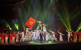 ‘Với Đảng vẹn toàn niềm tin yêu’-chương trình nghệ thuật đặc biệt hướng tới Đại hội Đảng XIV