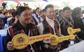 Bộ Công an tổng kết 'Chiến dịch Quang Trung': Thần tốc dựng lại 419 mái ấm cho người dân vùng bão lũ