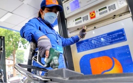 Giá dầu diesel giảm gần 800 đồng/lít