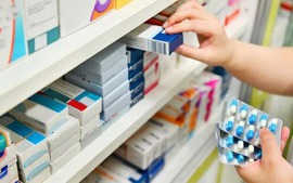 Giá bán thuốc tối đa từ doanh nghiệp không được vượt quá 30% giá trúng thầu thực tế