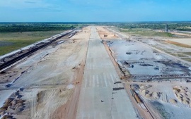 Cảng Hàng không Quảng Trị sẵn sàng đón chuyến bay đầu tiên đánh giá an toàn tĩnh không