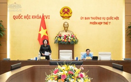 Ủy ban Thường vụ Quốc hội cho ý kiến về báo cáo kinh tế - xã hội