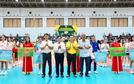 Bùng nổ tranh tài tại vòng 2 Giải Bóng chuyền vô địch Quốc gia Cúp Phân bón Cà Mau