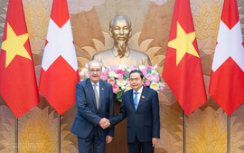 Chủ tịch Quốc hội Trần Thanh Mẫn hội kiến Tổng thống Liên bang Thụy Sĩ