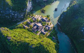 Phát triển du lịch văn hóa Ninh Bình trong không gian mới: Từ ‘phụng dưỡng thiên nhiên’ đến phát triển kinh tế di sản