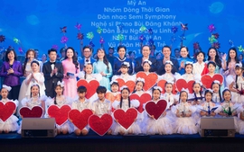 HDBank cùng Vikki Digital Bank "Kết nối yêu thương" trao hy vọng đến phụ nữ và trẻ em