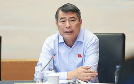Thủ tướng: Thuốc, thiết bị y tế bị đội giá cao gây thiệt hại lớn cho cả người bệnh và Nhà nước