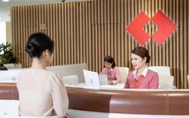 Techcombank giảm lãi suất cho vay đến 2%, triển khai các 'gói' tín dụng ưu đãi